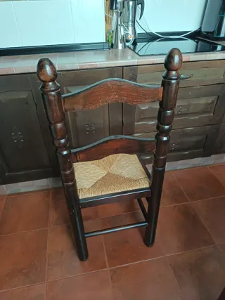 Mesa y 6 Sillas de Comedor Madera