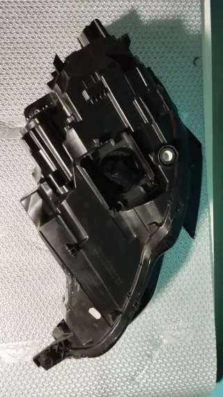 Faro LED Audi A3 8Y Derecho