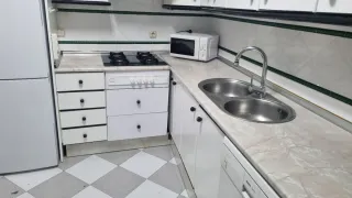 Cocina completa madera plástico