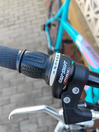 Rockrider 340 maxtravel color verde agua.