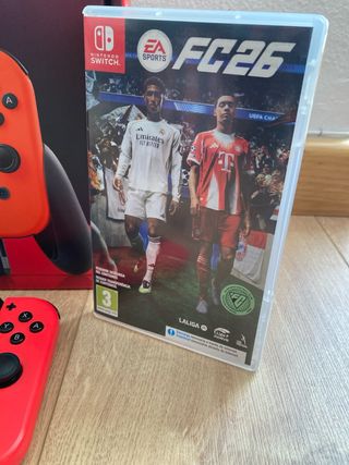Nintendo Switch Azul/Rojo + FC26 Regalo funda