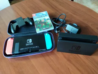 Nintendo Switch Console 32GB con Minecraft