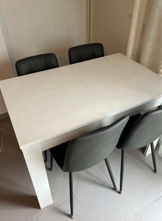 Mesa extensible blanca