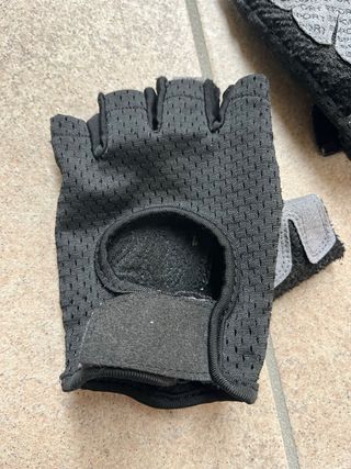 Guanti sportivi senza dita