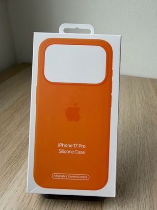 Funda Silicona Magsafe iPhone 17 Pro Max naranja