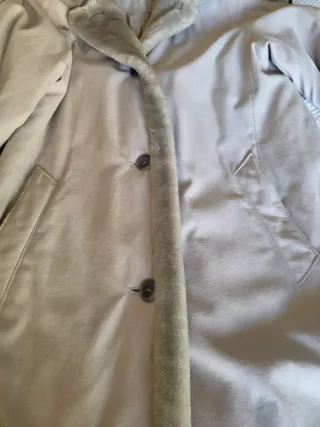 Abrigo/Gabardina de la firma Alcron.