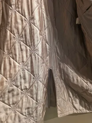 Abrigo/Gabardina de la firma Alcron.