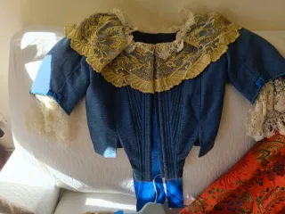 Traje de Fallera Oro y Naranja.