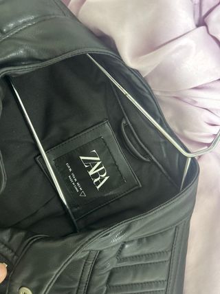 Chaqueta de cuero Zara negra