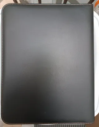 Portadocumenti nero e marrone