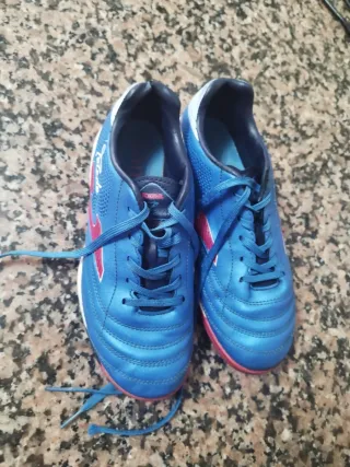 Botas de fútbol sala niño Talla 34