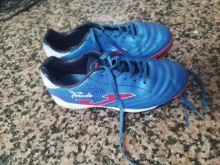 Botas de fútbol sala niño Talla 34