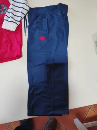 Chándal infantil 2 años sin estrenar