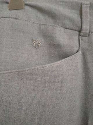 Pantalón de vestir gris hombre