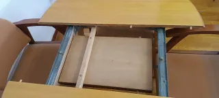 Mesa redonda extensible + 4 sillas