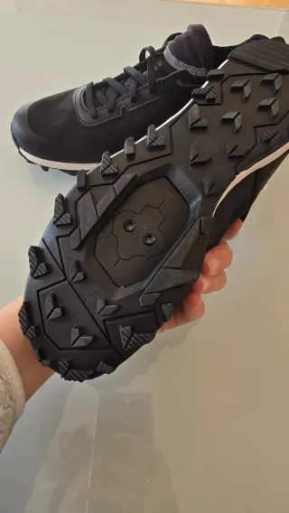 Zapatillas spinning T39 negras