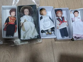 Collezione Bambole in Porcellana DeAgostini