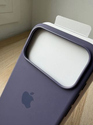 Funda Silicona Magsafe iPhone 17 Pro Max lila