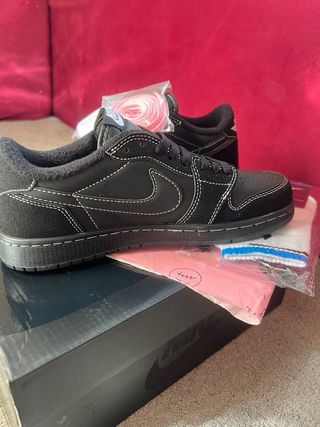 Nike Travis Scott negras