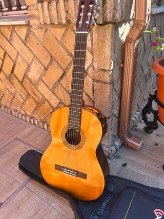 Guitarra Clásica Yamaha C40