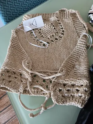 Falda Mango y 3 Tops zara