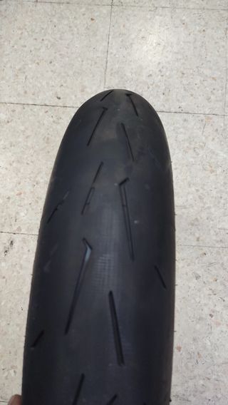 Neumático Pirelli Diablo Rosso 4 120/70/17