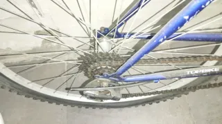 Bicicleta de Montaña Azul y Plata