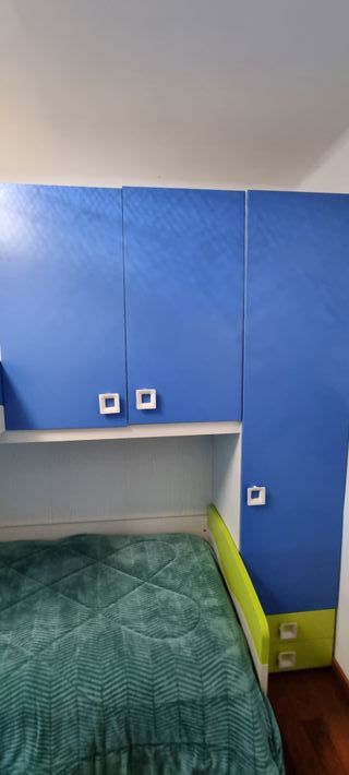 Litera infantil modular azul