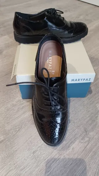 Zapatos Marypaz cordones negros talla 39