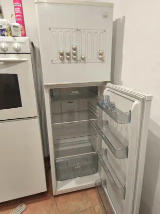 Nevera blanca Daewoo