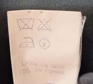 Americana mujer lana negra