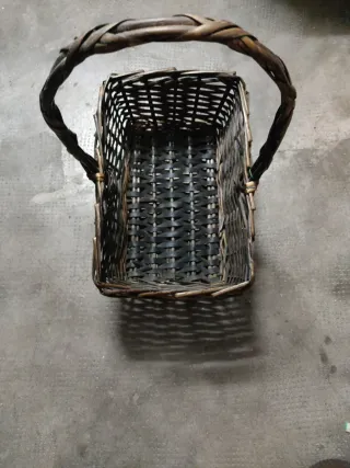 Cesta de mimbre rústica