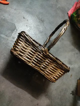 Cesta de mimbre rústica