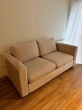 Sofá cama beige de tela