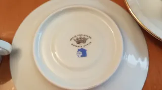 Juego de café de porcelana blanco y oro