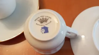 Juego de café de porcelana blanco y oro