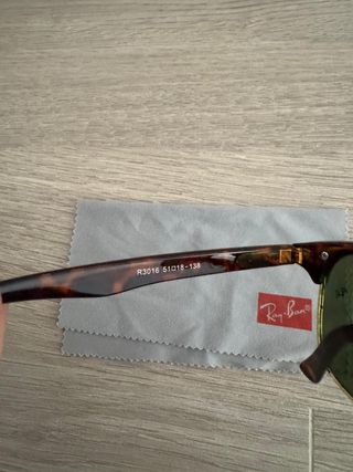 RayBan Clubmaster R3016