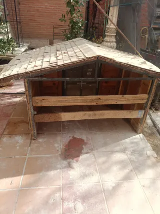 Caseta para perro de madera