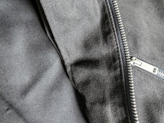 Cazadora antelina hombre negra