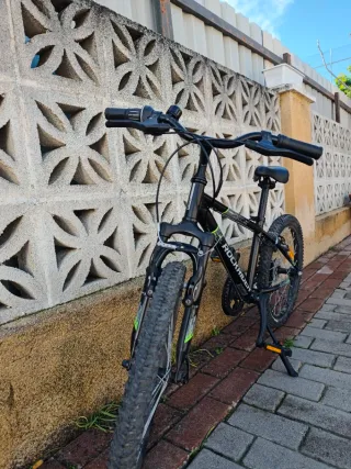 Bicicleta Rockrider Negra