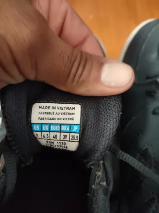 Zapatilla Mizuno Gris y Naranja