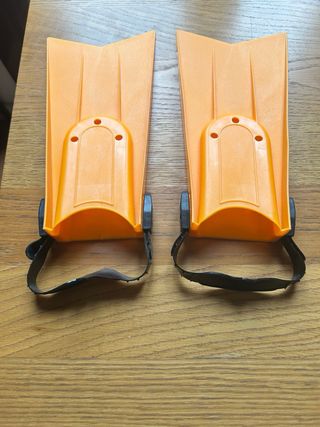 Aletas de natación cortas naranjas