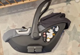 Base Isofix Inglesina i-Darwin Grupo 0 y Silla