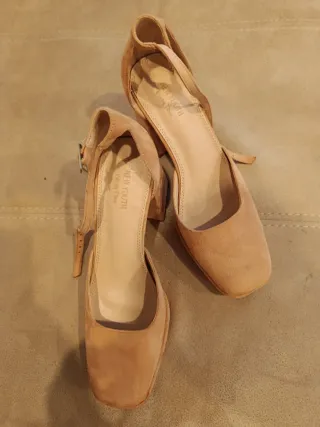 Zapatos tacón ancho beige talla 39