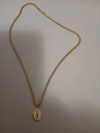 Medalla de oro 18klt con cadena