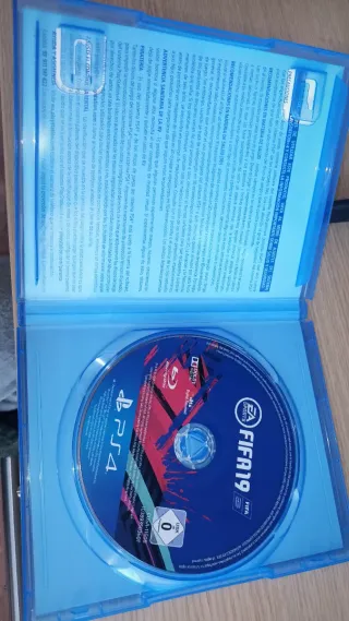 FIFA 19 PS4 (PlayStation 4)