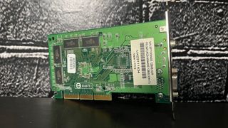 Tarjeta gráfica NVIDIA GeForce4 MX 440-SE