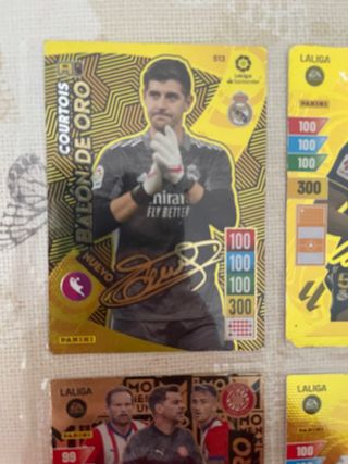 Courtois Balón de Oro Firmado 2021-22