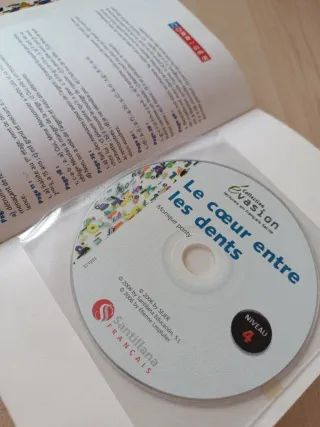 EVASION NIVEAU 4 LE COEUR ENTRE LES DENTS + CD