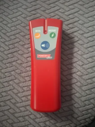 Detector de metales y voltaje Powerfix
